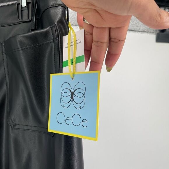 CeCe Women’s Black Faux Leather Cropped Wide Leg High Rise Pants Large NWT - Picture 4 of 13